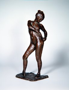彼女のタイツの紐を締めるダンサー、1885-90年、1919年キャスト（ブロンズ）