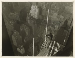 マストを上げる、エンパイアステートビルディング、1931年（ゼラチンシルバーの写真）