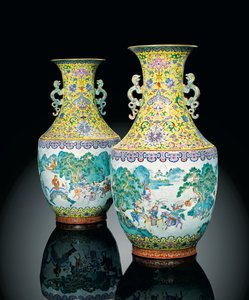 帝国のファミーユローズの花瓶（陶磁器）のペア